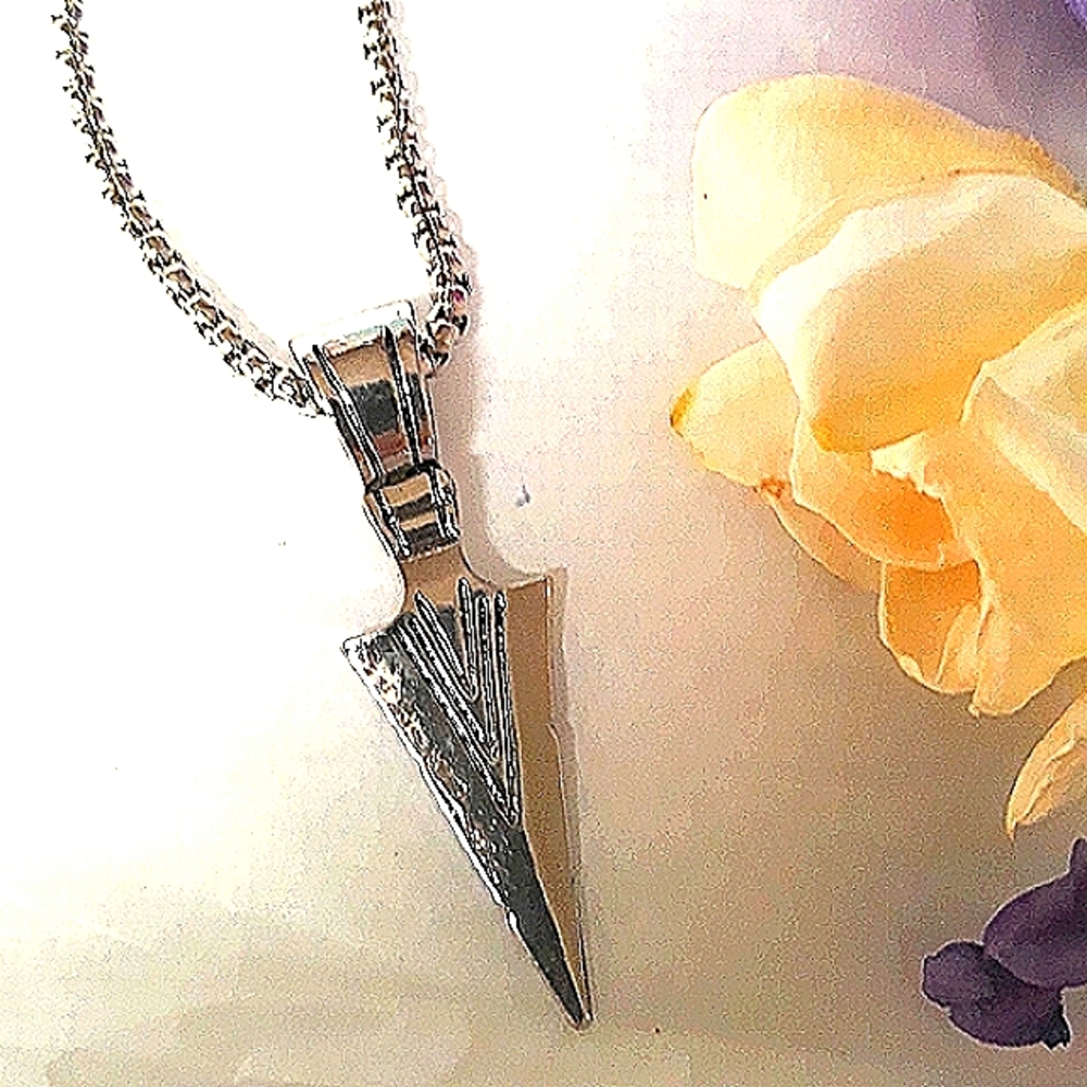 Arrow Head Necklace Silver over Stainless Steel Pendant on 22-24" chain NEW
